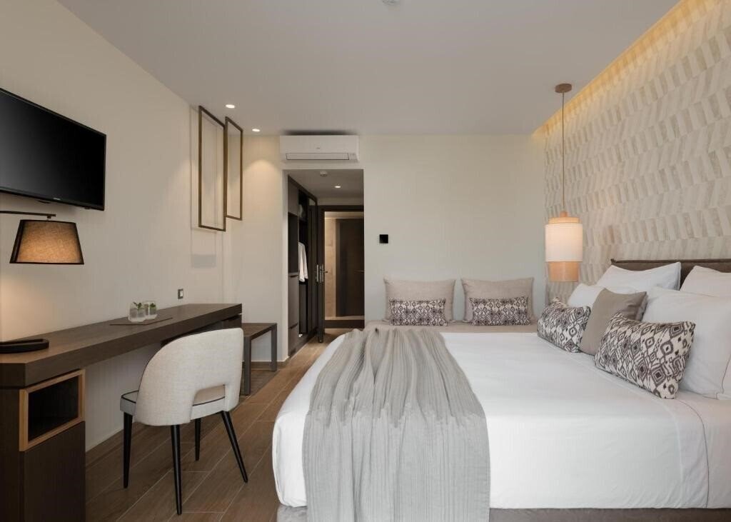 Изображение The Artemis Palace 4*