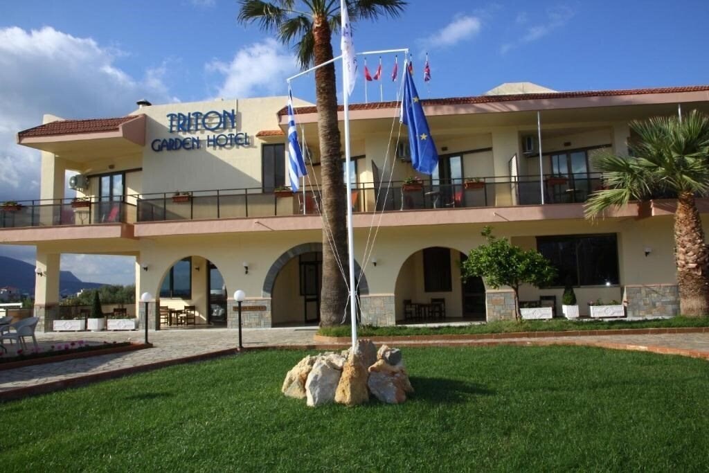 Фотографія Triton Garden Hotel 3*