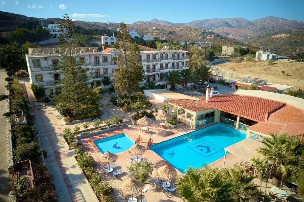 Фото Spiros-Soula Family Hotel & Apartments 3*
