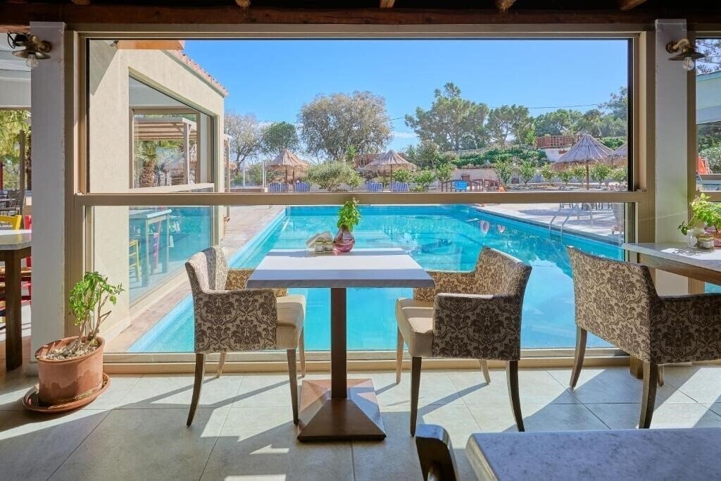 Картинка Spiros-Soula Family Hotel & Apartments 3*