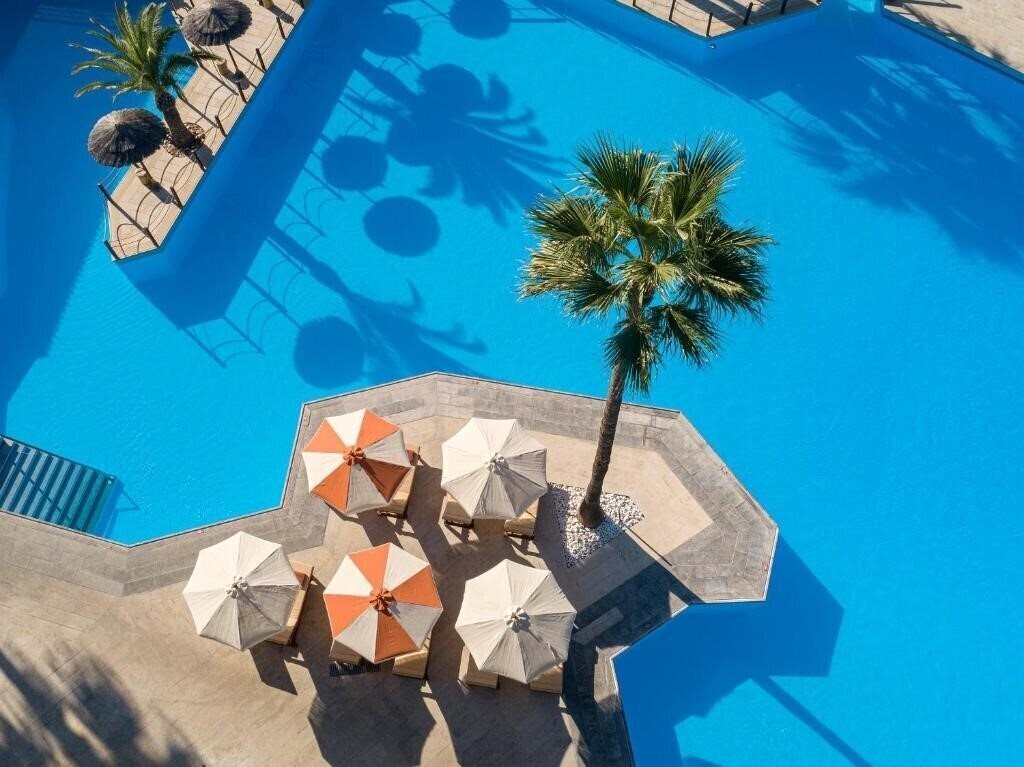 Картинка Aquila Rithymna Beach 5*