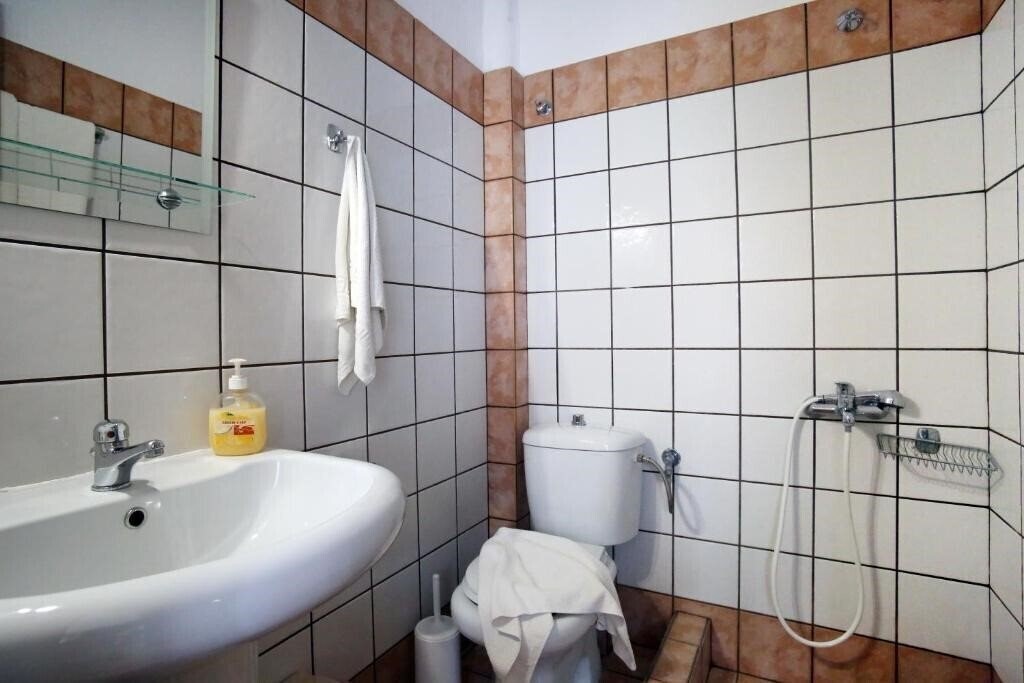 Фотографія Kiriakos Apartments 3*