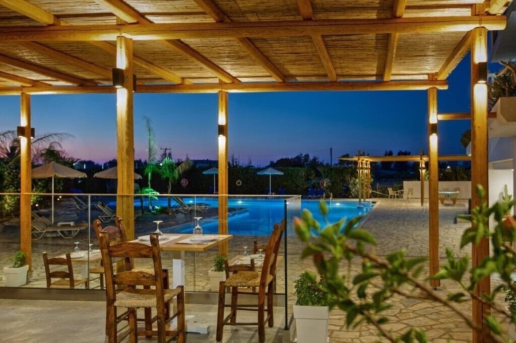 Фотография Oasis Beach 4*