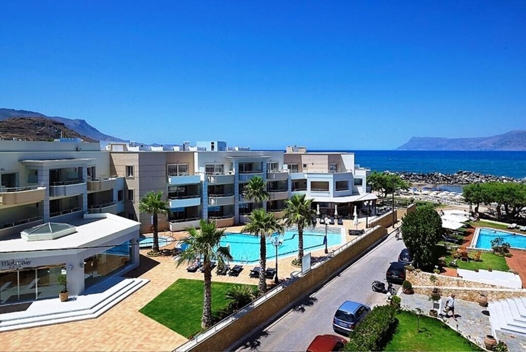 Отель Molos Bay Hotel 4*