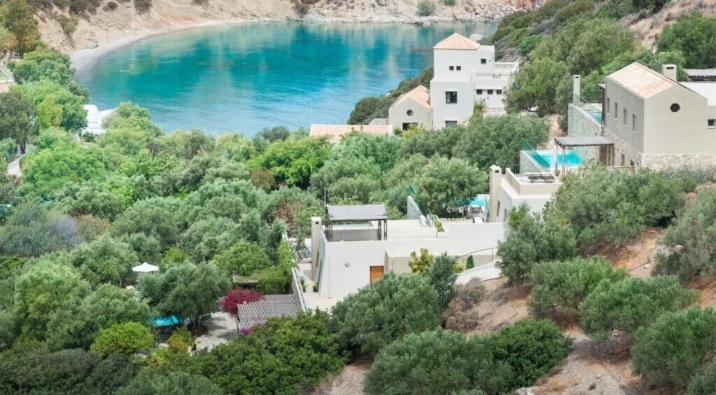 Готель Istron Villas 4*