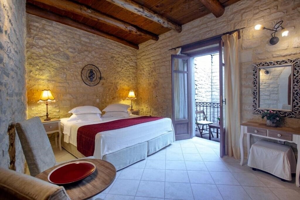 Готель Casa Moazzo Suites & Apartments 4*