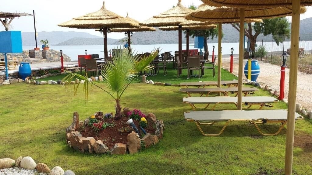 Отель Elounda Sunrise Apartments 3*