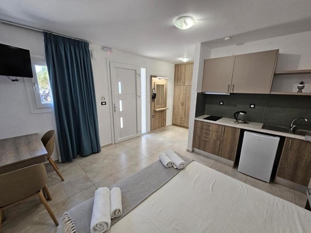 Картинка Elounda Sunrise Apartments 3*