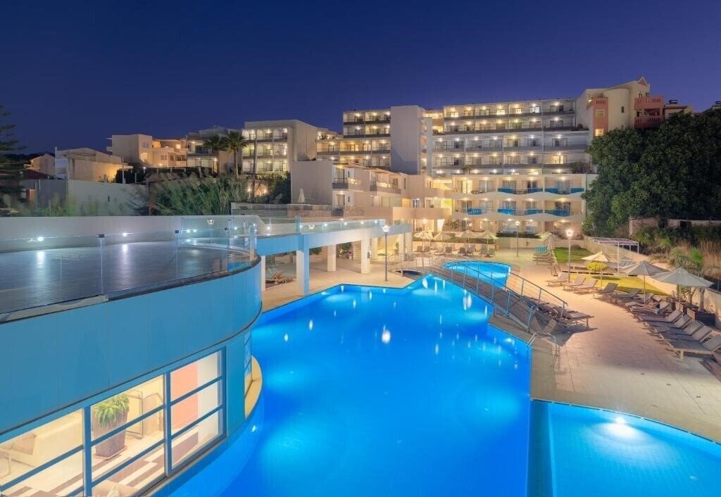 Готель Iolida Beach 4*