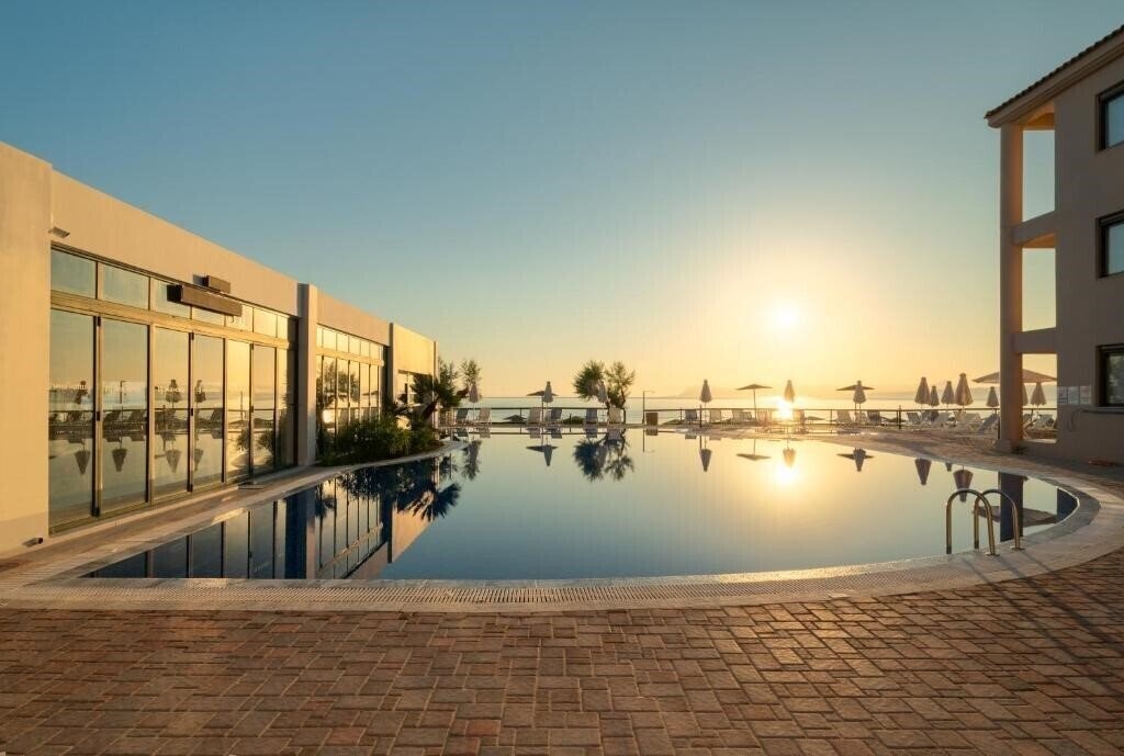 Фото Iolida Beach 4*