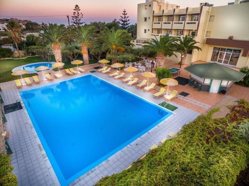 Отель CHC Tylissos Beach 4*