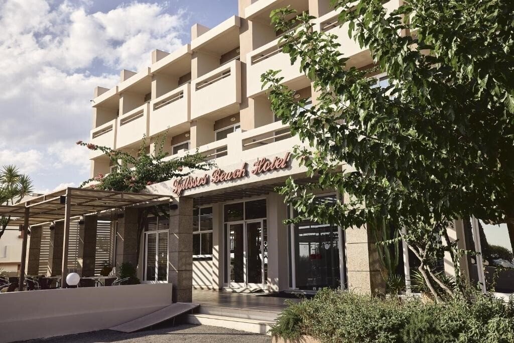 Фото CHC Tylissos Beach 4*