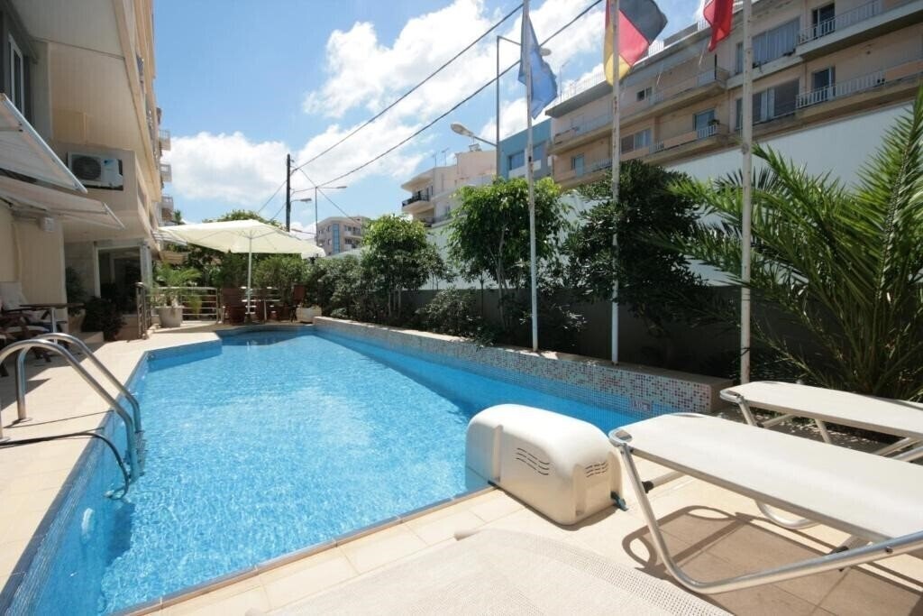 Фотографія Liberty Hotel 3*