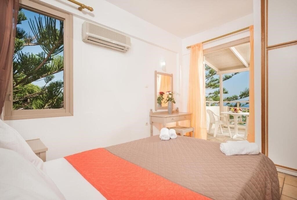 Картинка Panorama Sea View Apts 3*