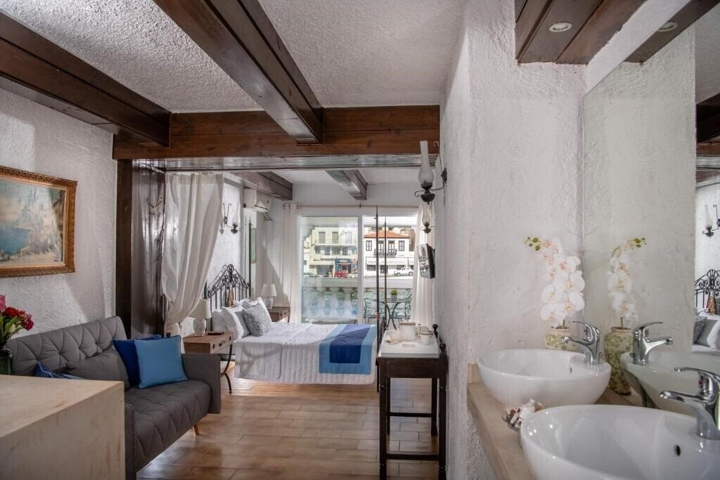 Фотографія Porto Maltese Boutique Estate 3*