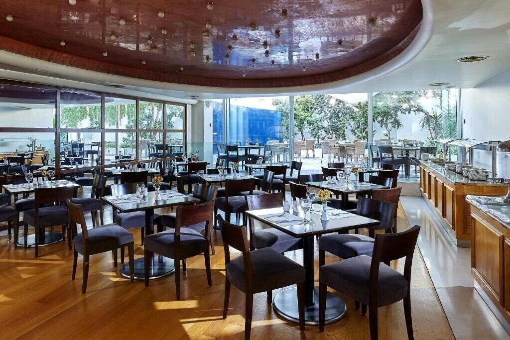 Фото Atrion Hotel 3*