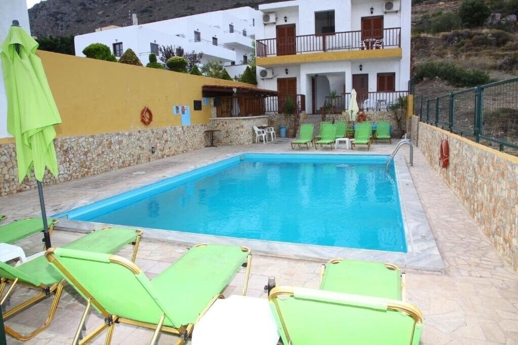 Фотография Elgoni Apartments 3*