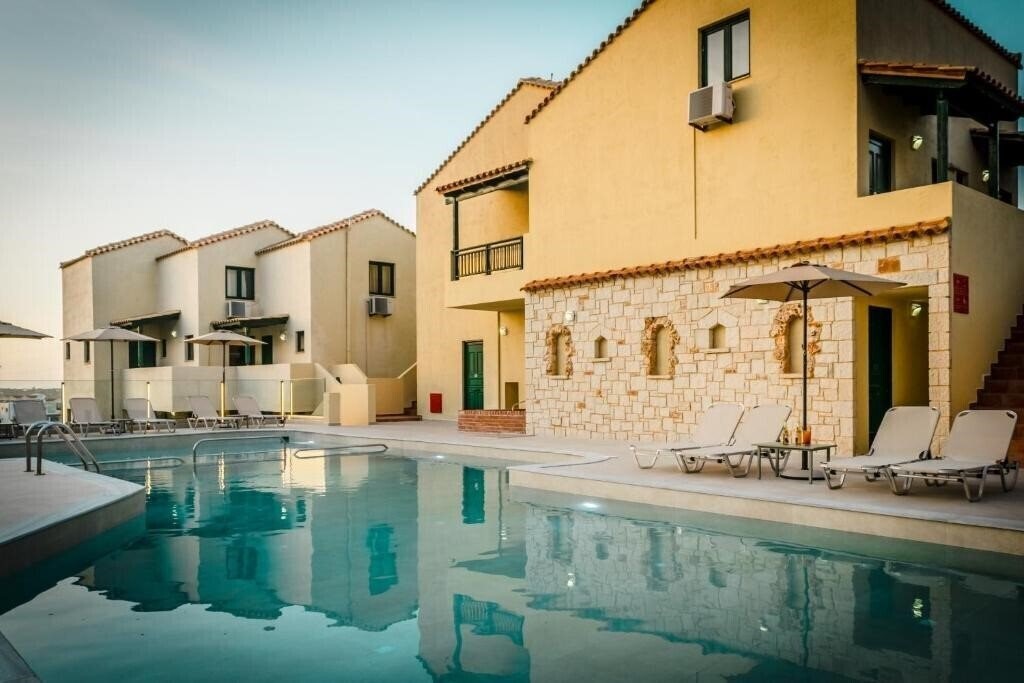 Готель Dream Village 3*