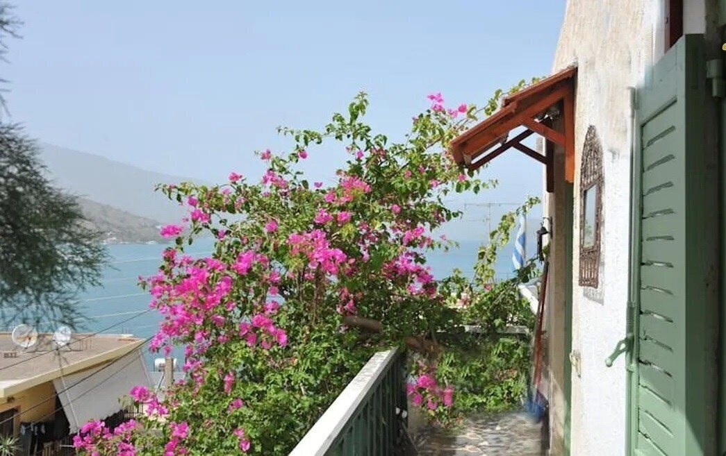 Отель Elounda Apartments 3*