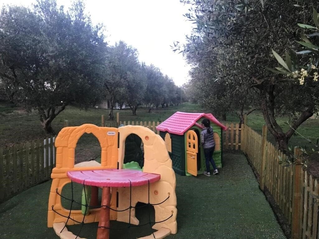Изображение Vardis Olive Garden 2*