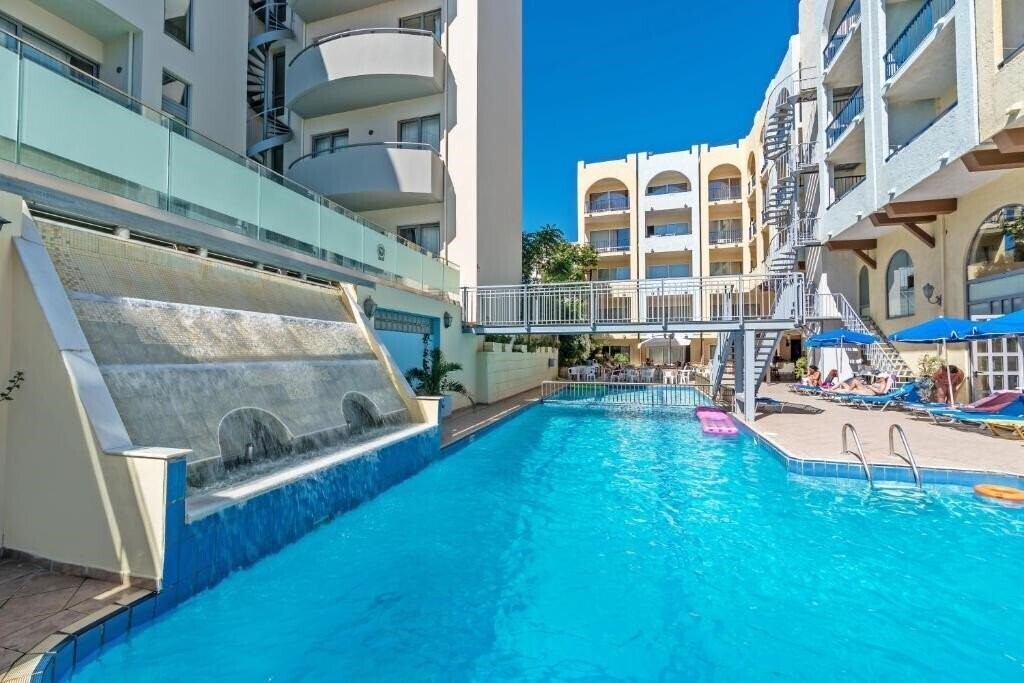 Фото Lefkoniko Beach 3*
