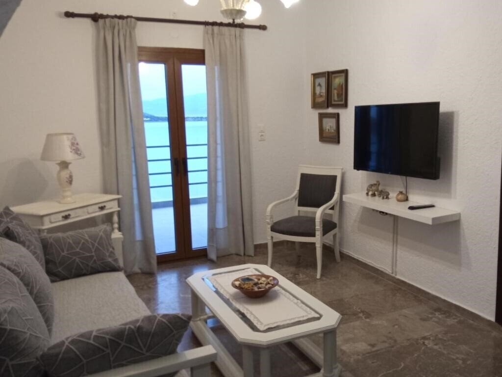 Фотографія Marilena Panoramic Sea View House 3*