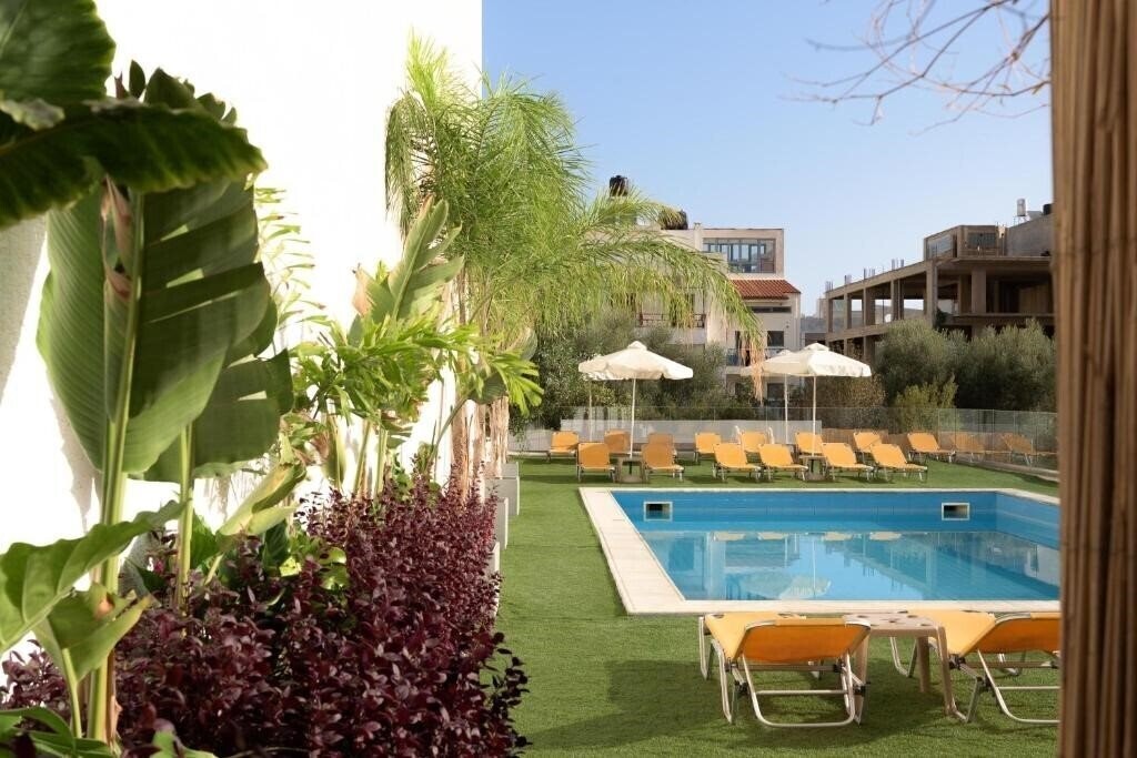 Фото Sergios Hotel 3*