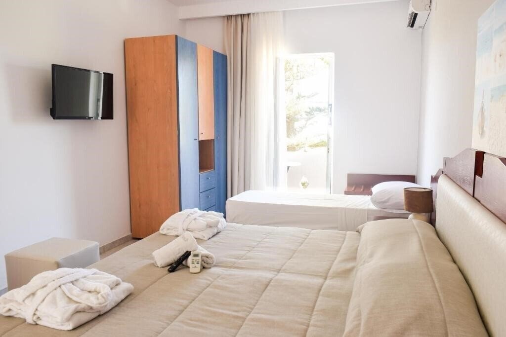 Фото Dias Apartments Kavros 3*