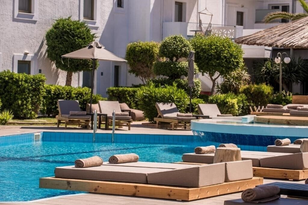 Картинка Maya Beach Hotel 4*
