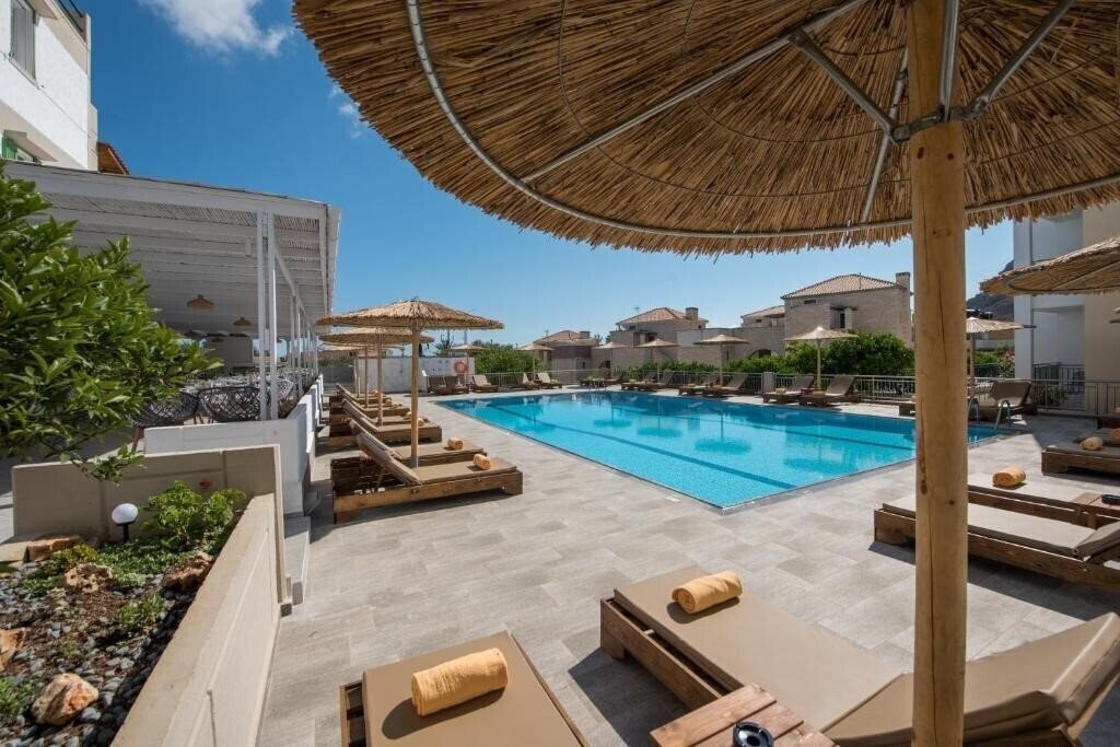 Фотография Mitos Apartments 4*