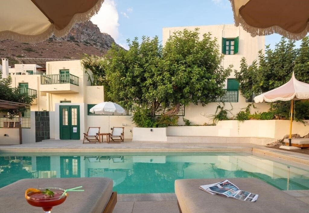 Отель Amazones Kalimera Village 3*
