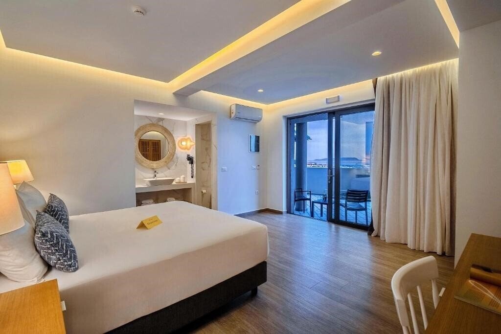 Фото Axel Beach Crete 4*