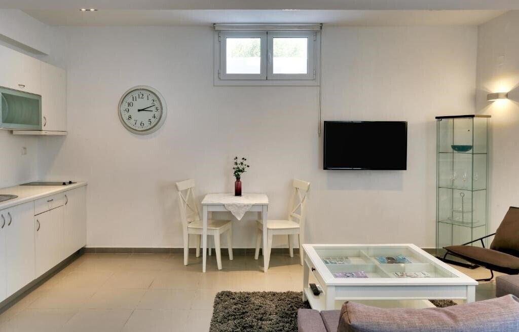 Зображення Helios Studios & Apartments Apart-Hotel апартаменты