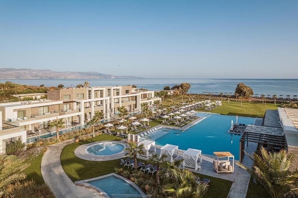Отель Myrion Beach Resort 5*