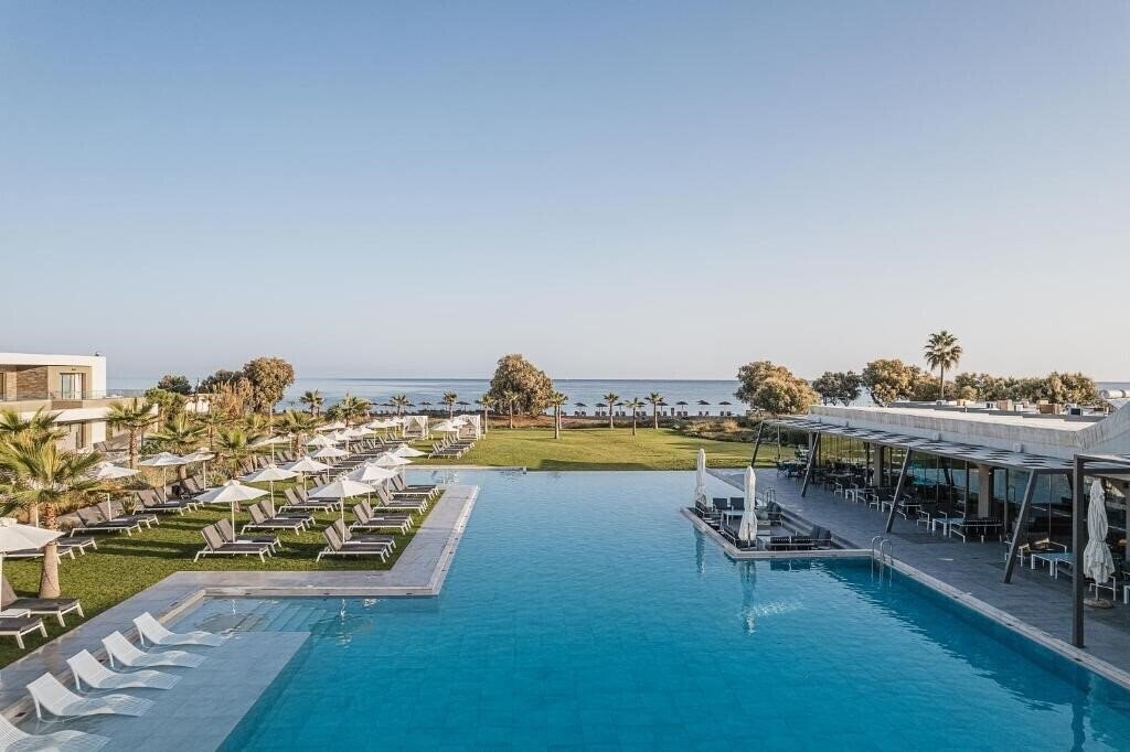 Изображение Myrion Beach Resort 5*