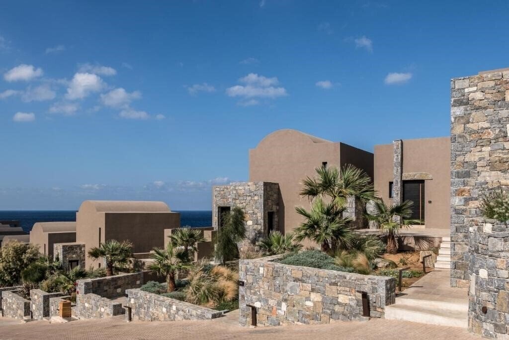 Фото Acro Suites 5*