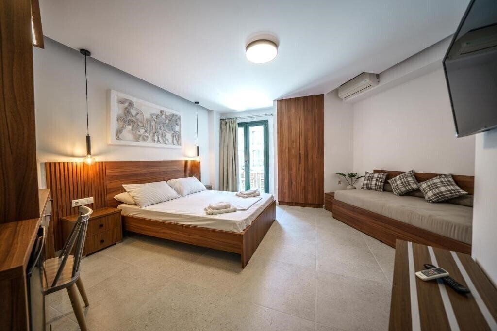 Фото Amalia Apartments & Studios 3*
