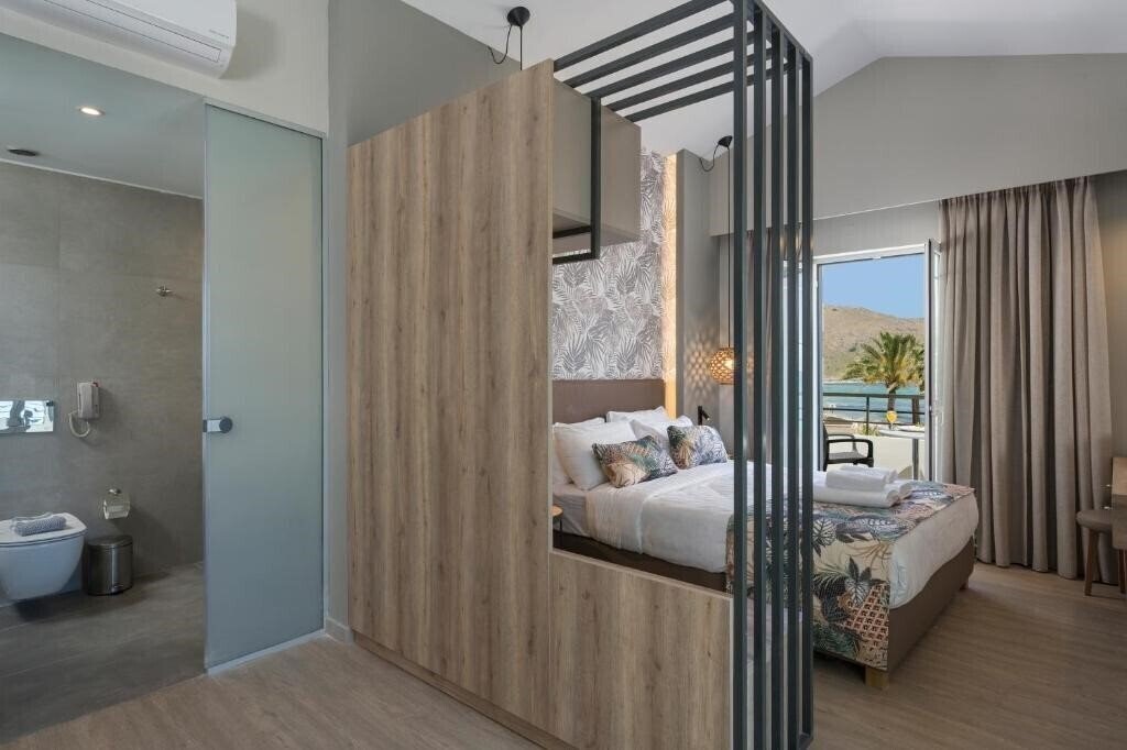 Фотографія Mare Blue & Suites 4*