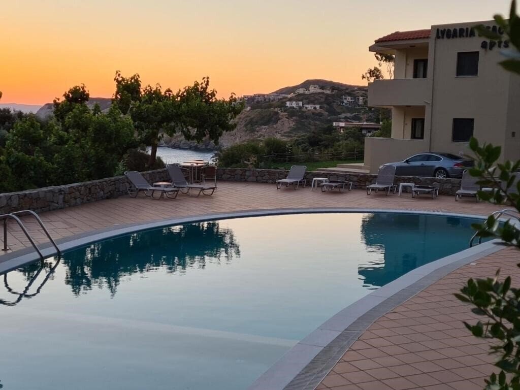Отель Lygaria Beach 4*