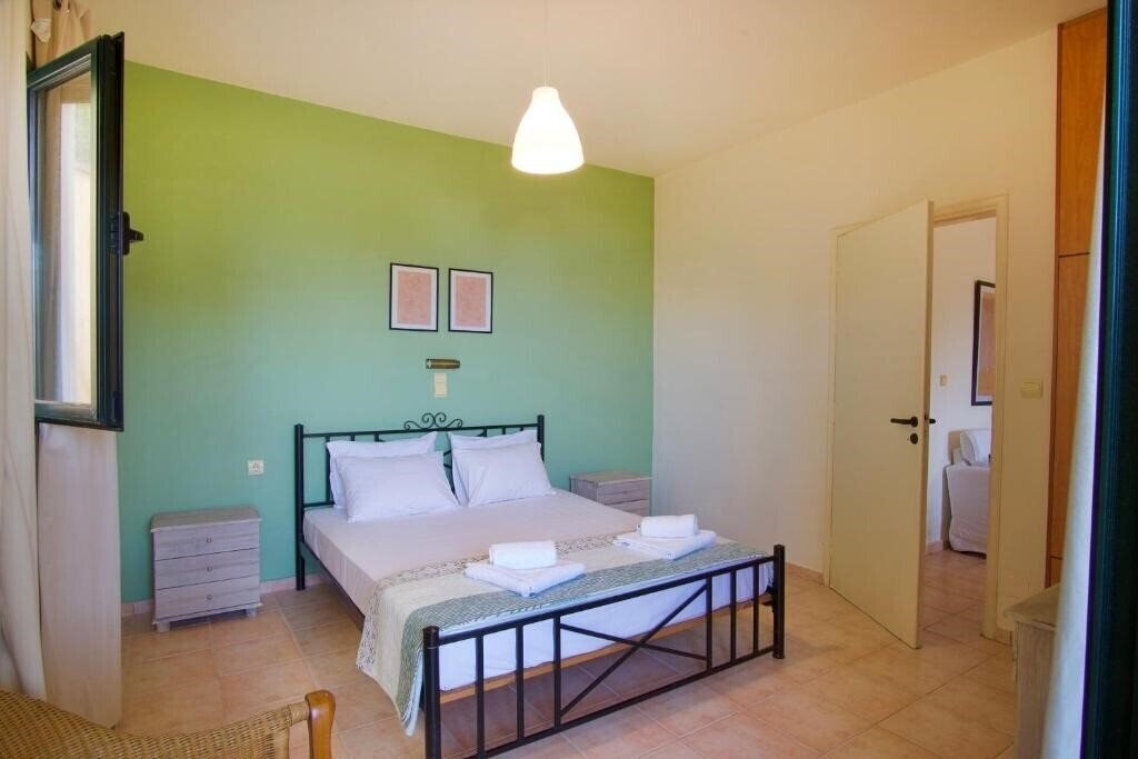 Картинка Lygaria Beach 4*