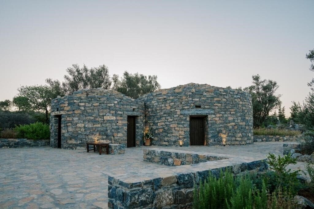 Фотография Village Heights Resort 5*