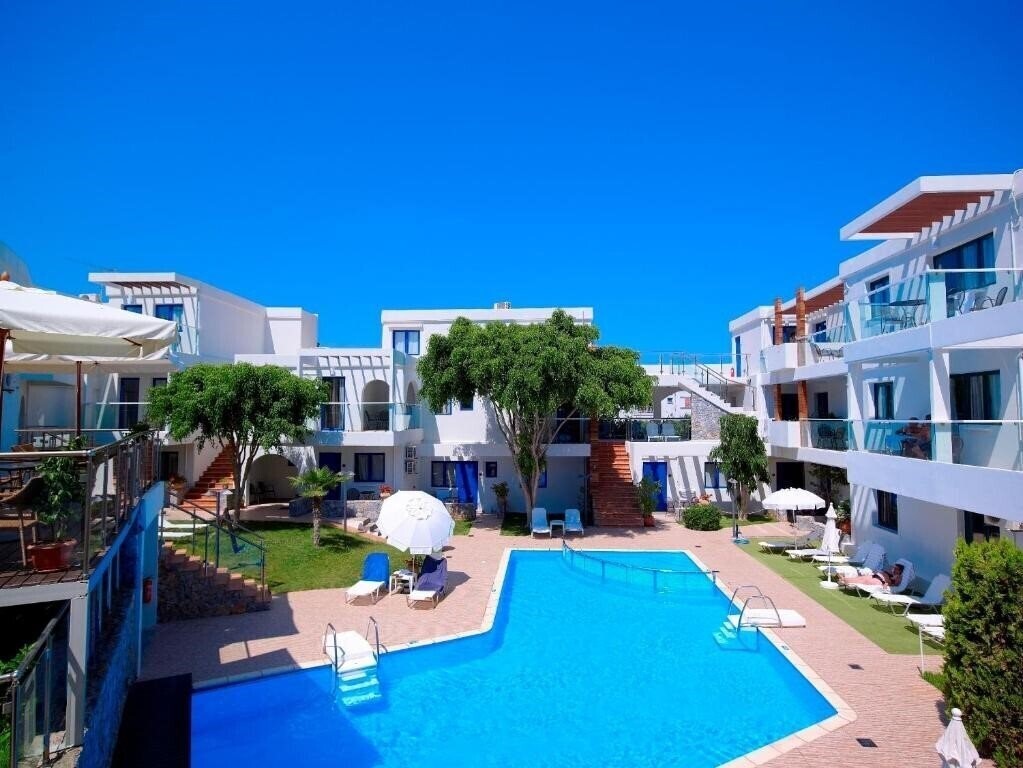 Отель Minos Village (Agia Marina) 2*