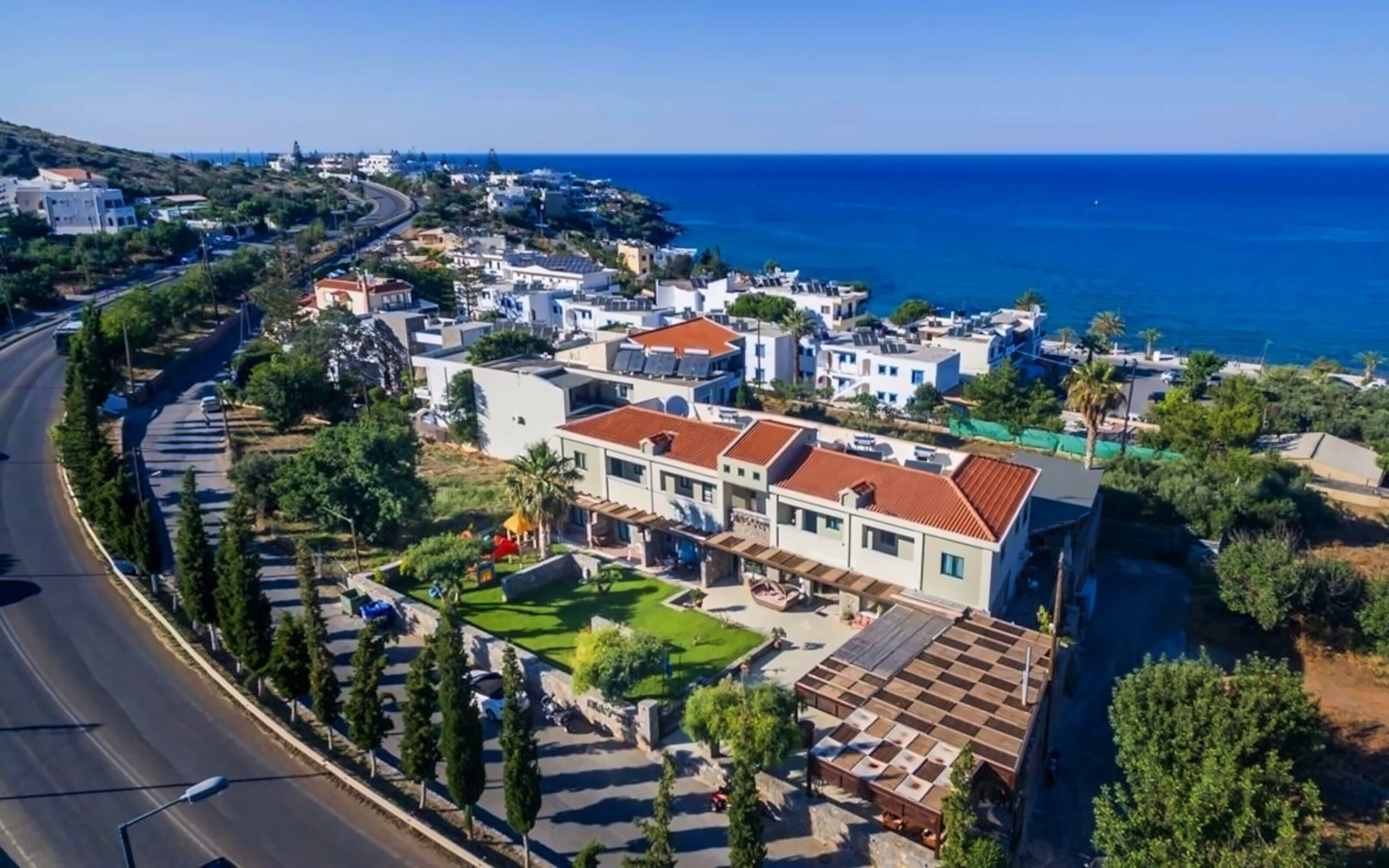 Фото Dias Luxury Hotel & Apts 4*