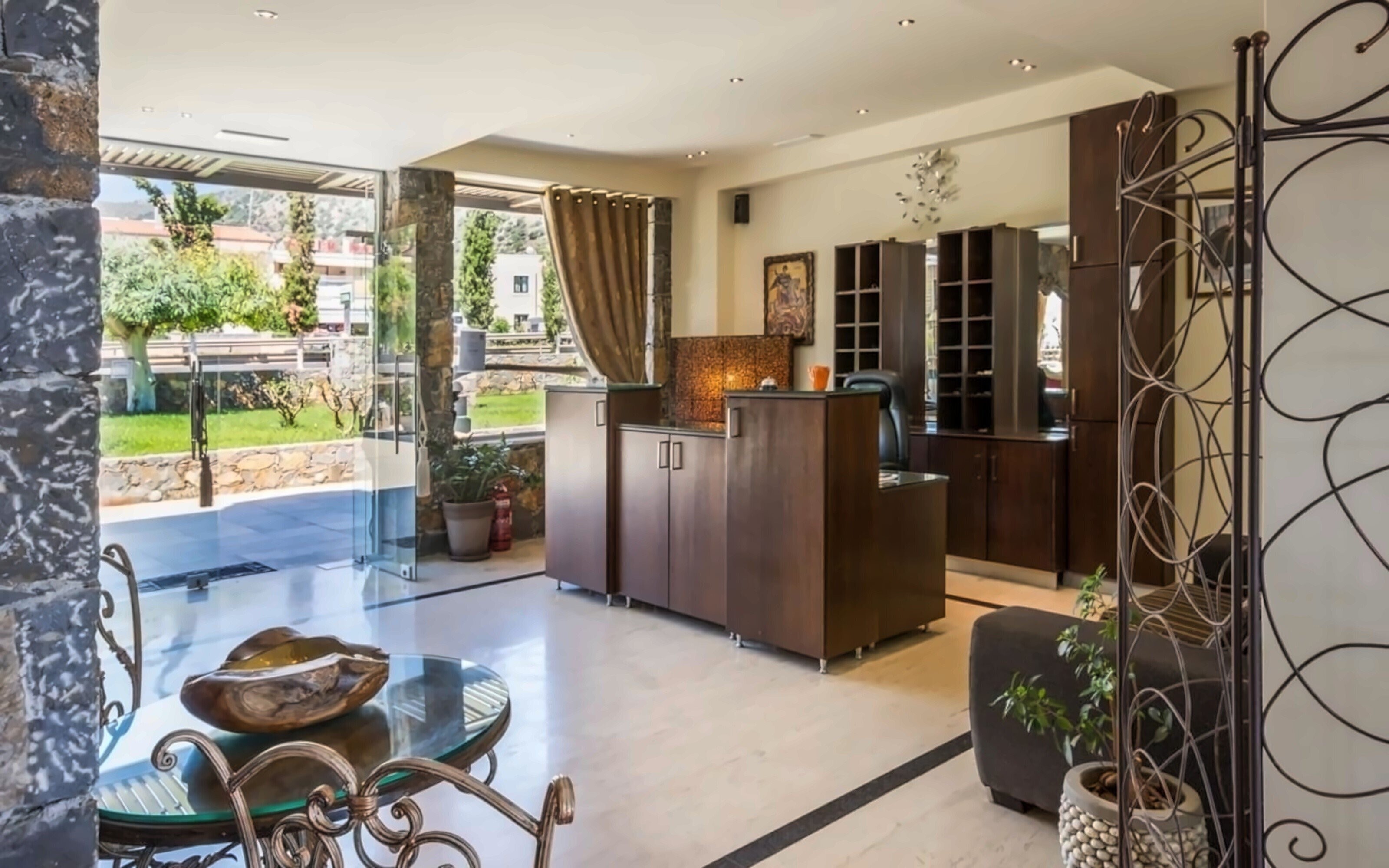 Картинка Dias Luxury Hotel & Apts 4*
