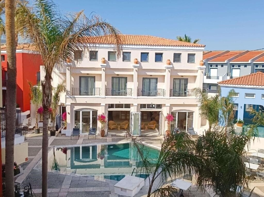 Картинка Grecotel Plaza Beach House (ex. Grecotel Plaza Spa Apartments) 4*