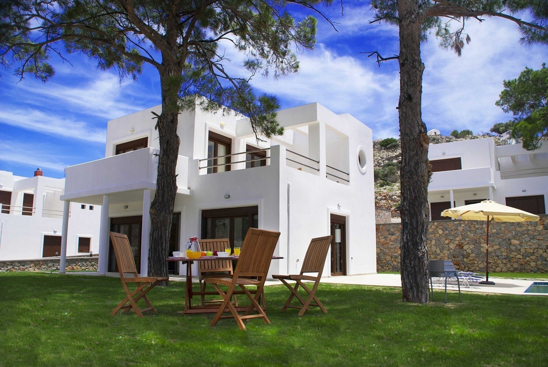 Отель Pefkos Hillside Villas 4*
