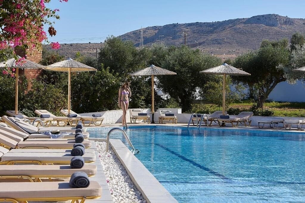 Фотография Vasia Royal Hotel 4*