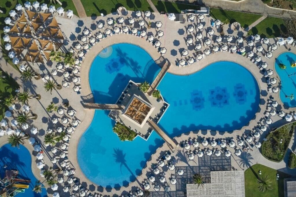 Картинка Atlantica Ocean Beach Resort (ex. Creta Princess Aquapark & SPA, Louis Creta Princess Aquapark & SPA, Louis Creta Princess) 4*