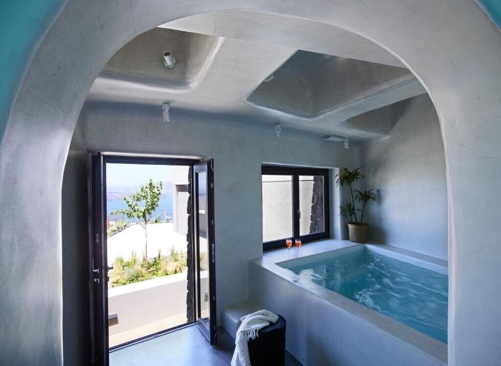 Фото Melidonia Suites 3*