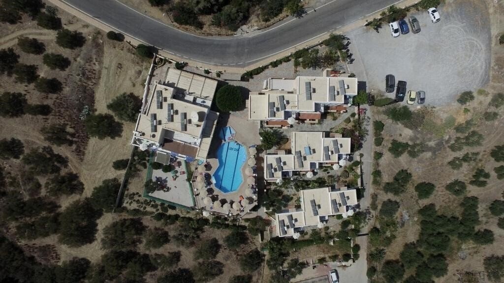 Картинка Lofos Apartments апартаменты